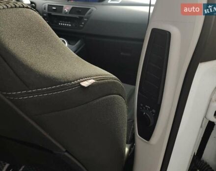 Білий Сітроен С4 Пікассо, об'ємом двигуна 1.6 л та пробігом 240 тис. км за 5550 $, фото 27 на Automoto.ua