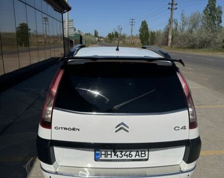 Белый Ситроен С4 Пикассо, объемом двигателя 2 л и пробегом 268 тыс. км за 8300 $, фото 5 на Automoto.ua