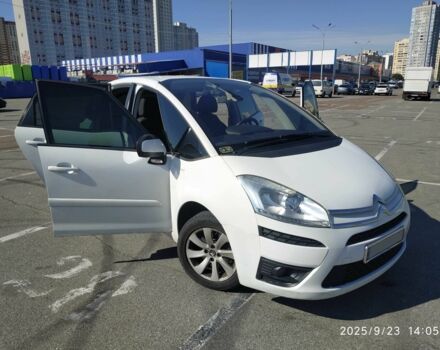 Білий Сітроен С4 Пікассо, об'ємом двигуна 1.6 л та пробігом 199 тис. км за 4999 $, фото 16 на Automoto.ua