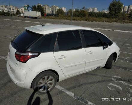 Білий Сітроен С4 Пікассо, об'ємом двигуна 1.6 л та пробігом 199 тис. км за 4999 $, фото 8 на Automoto.ua