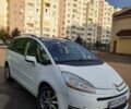 Белый Ситроен С4 Пикассо, объемом двигателя 2 л и пробегом 248 тыс. км за 8000 $, фото 4 на Automoto.ua
