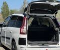 Белый Ситроен С4 Пикассо, объемом двигателя 2 л и пробегом 268 тыс. км за 8300 $, фото 2 на Automoto.ua