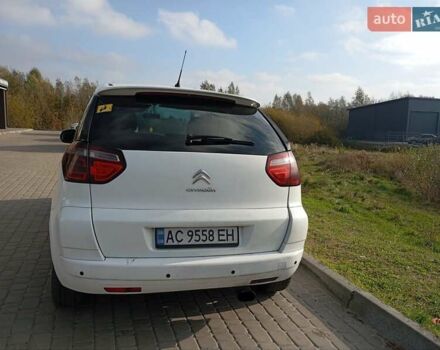 Сітроен С4 Пікассо 2011 у Ратне на Automoto.ua Білий Сітроен С4 Пікассо, об'ємом двигуна 1.56 л та пробігом 240 тис. км за 5000 $, фото 9 на Automoto.ua
