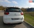 Сітроен С4 Пікассо 2011 у Ратне на Automoto.ua Білий Сітроен С4 Пікассо, об'ємом двигуна 1.56 л та пробігом 240 тис. км за 5000 $, фото 9 на Automoto.ua