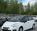 Білий Сітроен С4 Пікассо, об'ємом двигуна 1.6 л та пробігом 216 тис. км за 4500 $, фото 1 на Automoto.ua