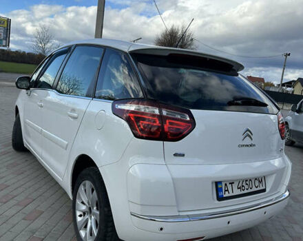 Ситроен С4 Пикассо 2012 в Городенке на Automoto.ua Белый Ситроен С4 Пикассо, объемом двигателя 1.56 л и пробегом 260 тыс. км за 6500 $, фото 4 на Automoto.ua