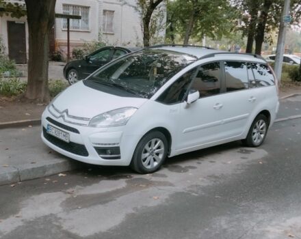 Білий Сітроен С4 Пікассо, об'ємом двигуна 0 л та пробігом 260 тис. км за 6800 $, фото 1 на Automoto.ua