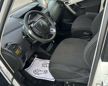 Ситроен С4 Пикассо 2012 в Городенке на Automoto.ua Белый Ситроен С4 Пикассо, объемом двигателя 1.56 л и пробегом 260 тыс. км за 6500 $, фото 7 на Automoto.ua