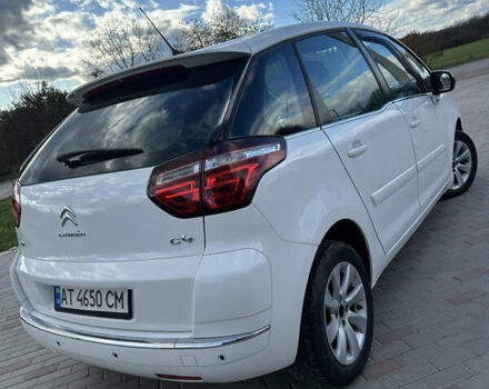 Ситроен С4 Пикассо 2012 в Городенке на Automoto.ua Белый Ситроен С4 Пикассо, объемом двигателя 1.56 л и пробегом 260 тыс. км за 6500 $, фото 3 на Automoto.ua