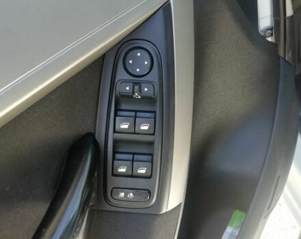 Білий Сітроен С4 Пікассо, об'ємом двигуна 0 л та пробігом 260 тис. км за 6800 $, фото 12 на Automoto.ua