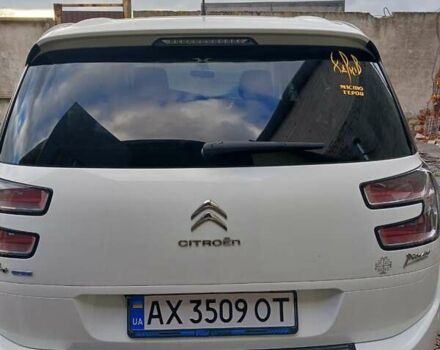 Білий Сітроен С4 Пікассо, об'ємом двигуна 2 л та пробігом 257 тис. км за 11900 $, фото 4 на Automoto.ua