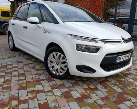 Сітроен С4 Пікассо 2013 у Рівному на Automoto.ua Білий Сітроен С4 Пікассо, об'ємом двигуна 1.56 л та пробігом 211 тис. км за 8150 $, фото 9 на Automoto.ua