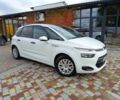 Сітроен С4 Пікассо 2013 у Костополе на Automoto.ua Білий Сітроен С4 Пікассо, об'ємом двигуна 1.6 л та пробігом 211 тис. км за 8150 $, фото 3 на Automoto.ua