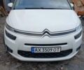 Білий Сітроен С4 Пікассо, об'ємом двигуна 2 л та пробігом 257 тис. км за 11900 $, фото 1 на Automoto.ua