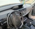 Сітроен С4 Пікассо 2013 у Костополе на Automoto.ua Білий Сітроен С4 Пікассо, об'ємом двигуна 1.6 л та пробігом 211 тис. км за 8150 $, фото 7 на Automoto.ua