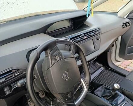 Сітроен С4 Пікассо 2013 у Рівному на Automoto.ua Білий Сітроен С4 Пікассо, об'ємом двигуна 1.56 л та пробігом 211 тис. км за 8150 $, фото 1 на Automoto.ua