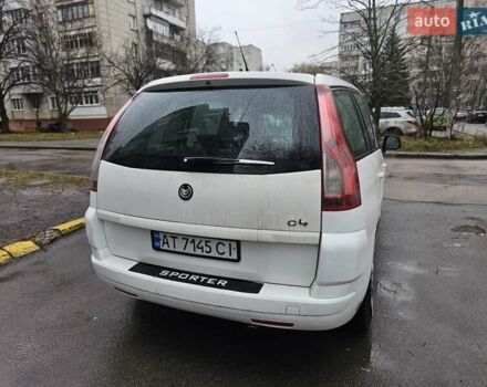Білий Сітроен С4 Пікассо, об'ємом двигуна 1.6 л та пробігом 300 тис. км за 5500 $, фото 13 на Automoto.ua