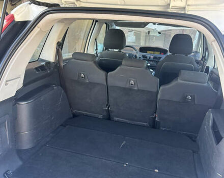 Білий Сітроен С4 Пікассо, об'ємом двигуна 1.6 л та пробігом 350 тис. км за 7777 $, фото 10 на Automoto.ua