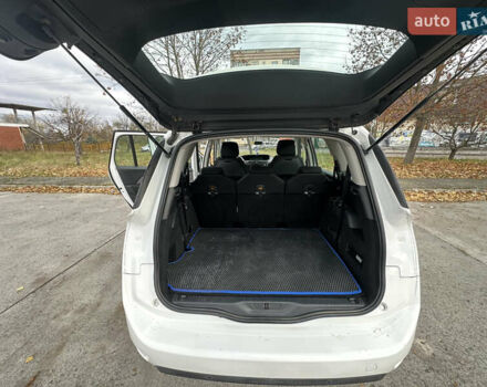 Білий Сітроен С4 Пікассо, об'ємом двигуна 1.56 л та пробігом 286 тис. км за 8300 $, фото 6 на Automoto.ua