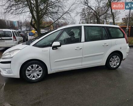 Білий Сітроен С4 Пікассо, об'ємом двигуна 1.6 л та пробігом 300 тис. км за 5500 $, фото 8 на Automoto.ua