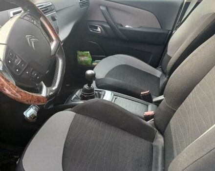 Білий Сітроен С4 Пікассо, об'ємом двигуна 2 л та пробігом 257 тис. км за 11900 $, фото 10 на Automoto.ua