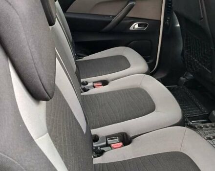 Білий Сітроен С4 Пікассо, об'ємом двигуна 2 л та пробігом 257 тис. км за 11900 $, фото 1 на Automoto.ua