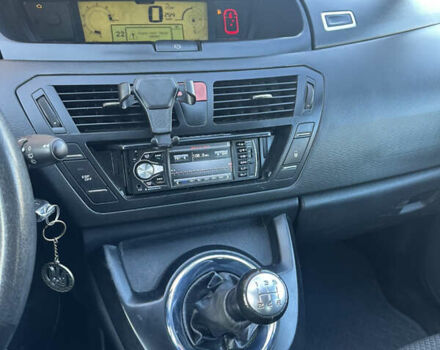 Білий Сітроен С4 Пікассо, об'ємом двигуна 1.6 л та пробігом 350 тис. км за 7777 $, фото 13 на Automoto.ua