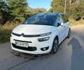 Белый Ситроен С4 Пикассо, объемом двигателя 2 л и пробегом 250 тыс. км за 7900 $, фото 1 на Automoto.ua