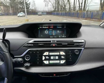 Белый Ситроен С4 Пикассо, объемом двигателя 2 л и пробегом 293 тыс. км за 11499 $, фото 12 на Automoto.ua