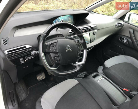 Белый Ситроен С4 Пикассо, объемом двигателя 1.6 л и пробегом 165 тыс. км за 9990 $, фото 43 на Automoto.ua