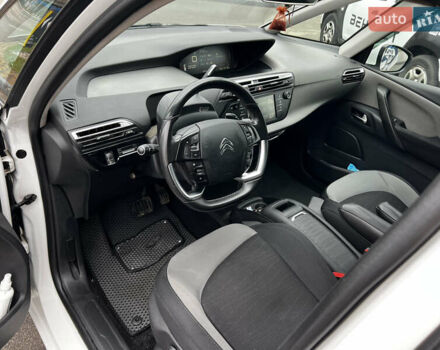 Белый Ситроен С4 Пикассо, объемом двигателя 1.56 л и пробегом 345 тыс. км за 9200 $, фото 5 на Automoto.ua