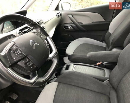 Белый Ситроен С4 Пикассо, объемом двигателя 1.6 л и пробегом 165 тыс. км за 9990 $, фото 37 на Automoto.ua