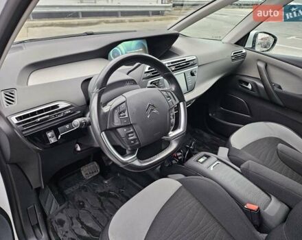 Белый Ситроен С4 Пикассо, объемом двигателя 1.56 л и пробегом 119 тыс. км за 12600 $, фото 18 на Automoto.ua