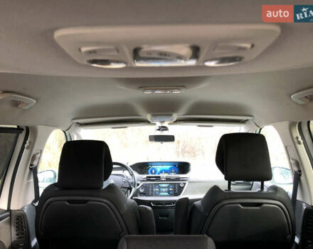 Белый Ситроен С4 Пикассо, объемом двигателя 1.6 л и пробегом 165 тыс. км за 9990 $, фото 50 на Automoto.ua