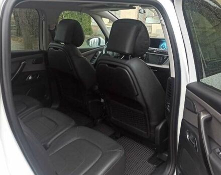 Белый Ситроен С4 Пикассо, объемом двигателя 1.56 л и пробегом 206 тыс. км за 14000 $, фото 7 на Automoto.ua