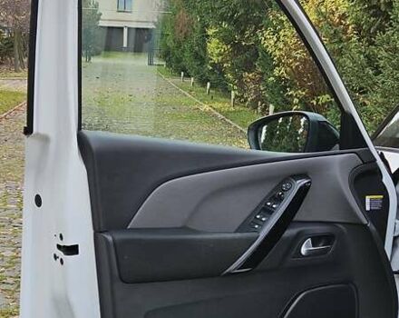 Белый Ситроен С4 Пикассо, объемом двигателя 1.6 л и пробегом 235 тыс. км за 13790 $, фото 45 на Automoto.ua