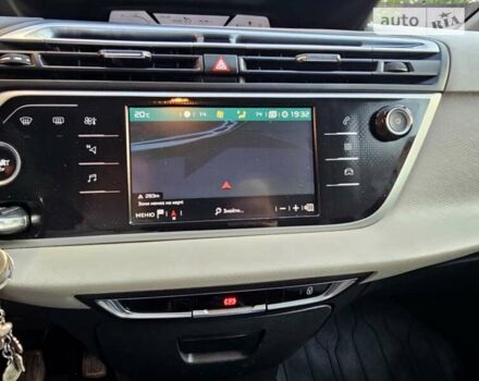 Білий Сітроен С4 Пікассо, об'ємом двигуна 1.56 л та пробігом 230 тис. км за 13600 $, фото 19 на Automoto.ua