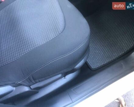 Сітроен С4 Пікассо 2016 у Хмельницькому на Automoto.ua Білий Сітроен С4 Пікассо, об'ємом двигуна 1.56 л та пробігом 154 тис. км за 10599 $, фото 22 на Automoto.ua