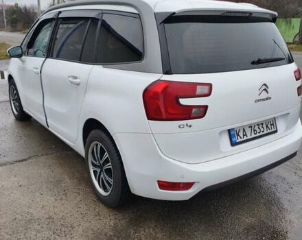 Білий Сітроен С4 Пікассо, об'ємом двигуна 1.6 л та пробігом 153 тис. км за 12000 $, фото 4 на Automoto.ua