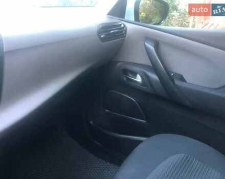 Сітроен С4 Пікассо 2016 у Хмельницькому на Automoto.ua Білий Сітроен С4 Пікассо, об'ємом двигуна 1.56 л та пробігом 154 тис. км за 10599 $, фото 10 на Automoto.ua