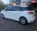 Сітроен С4 Пікассо 2016 у Хмельницькому на Automoto.ua Білий Сітроен С4 Пікассо, об'ємом двигуна 1.56 л та пробігом 154 тис. км за 10599 $, фото 31 на Automoto.ua