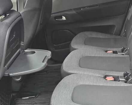 Белый Ситроен С4 Пикассо, объемом двигателя 1.6 л и пробегом 235 тыс. км за 13790 $, фото 42 на Automoto.ua