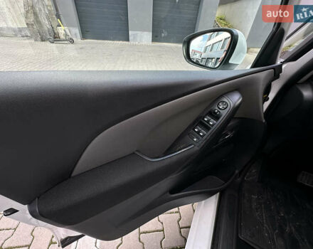 Белый Ситроен С4 Пикассо, объемом двигателя 1.6 л и пробегом 243 тыс. км за 10999 $, фото 19 на Automoto.ua