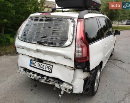 Белый Ситроен С4 Пикассо, объемом двигателя 2 л и пробегом 251 тыс. км за 3950 $, фото 5 на Automoto.ua