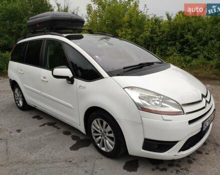 Белый Ситроен С4 Пикассо, объемом двигателя 2 л и пробегом 251 тыс. км за 3950 $, фото 8 на Automoto.ua