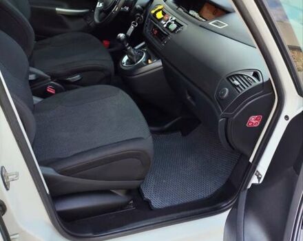 Белый Ситроен С4 Пикассо, объемом двигателя 1.56 л и пробегом 202 тыс. км за 6700 $, фото 8 на Automoto.ua