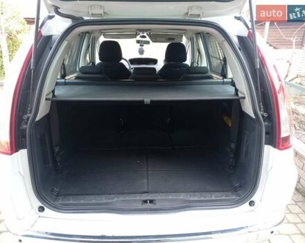 Белый Ситроен С4 Пикассо, объемом двигателя 2 л и пробегом 320 тыс. км за 5500 $, фото 7 на Automoto.ua