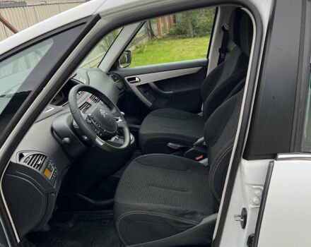 Белый Ситроен С4 Пикассо, объемом двигателя 1.6 л и пробегом 194 тыс. км за 7300 $, фото 12 на Automoto.ua