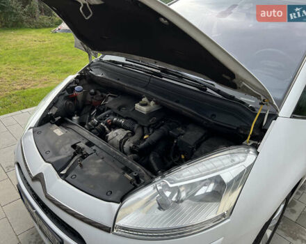 Белый Ситроен С4 Пикассо, объемом двигателя 1.6 л и пробегом 194 тыс. км за 7300 $, фото 44 на Automoto.ua