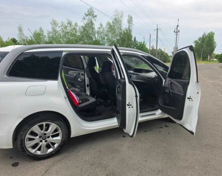 Белый Ситроен С4 Пикассо, объемом двигателя 1.6 л и пробегом 279 тыс. км за 11000 $, фото 3 на Automoto.ua